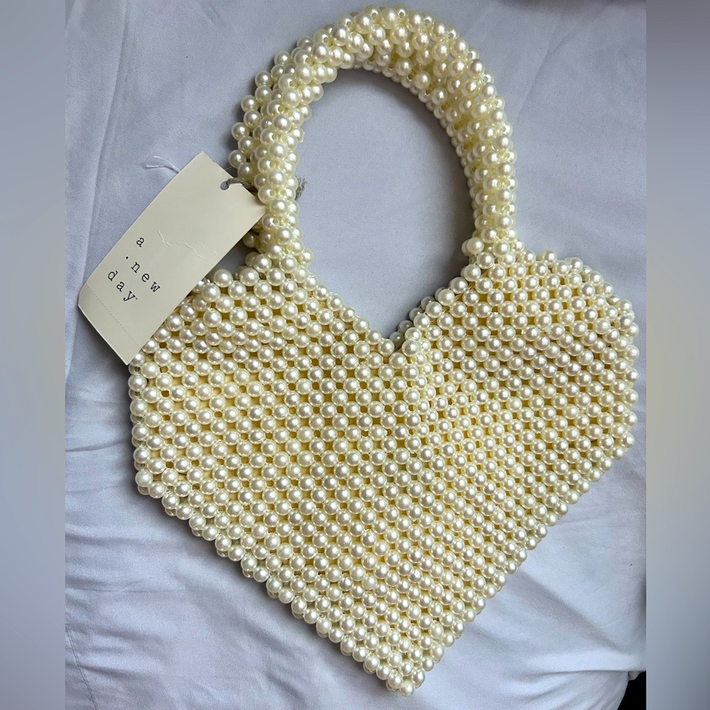 Valentines Heart pearl clutch